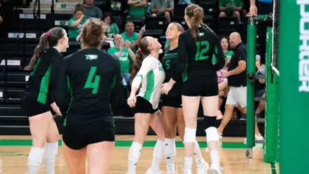 NOTES: UND Welcomes Omaha, St. Thomas for Summit League Openers